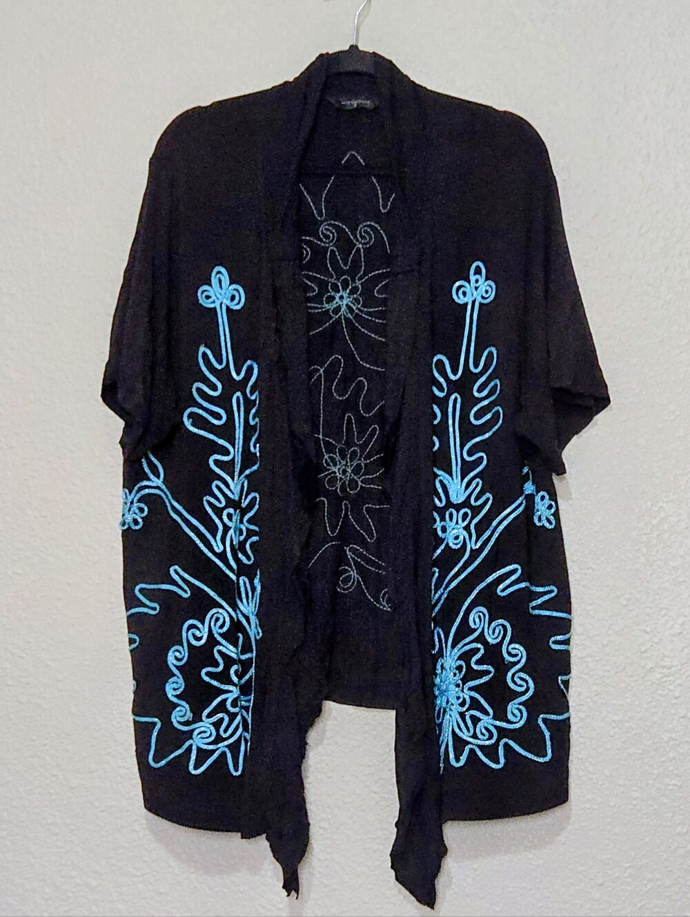 Investments Black Open-Front Top - Turquoise Blue Embroidery - Boho-Chic Size 3X